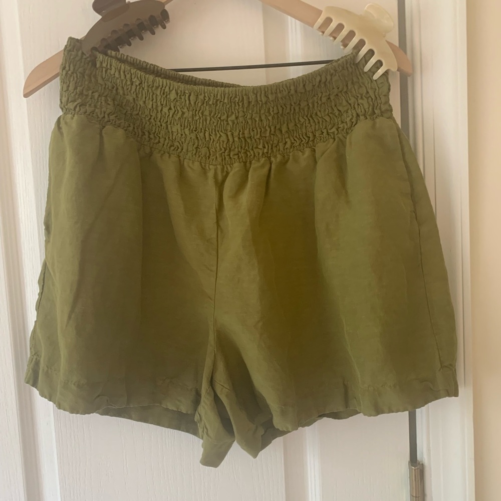 & Other Stories Olive Green High-Waist Smocked Shorts
